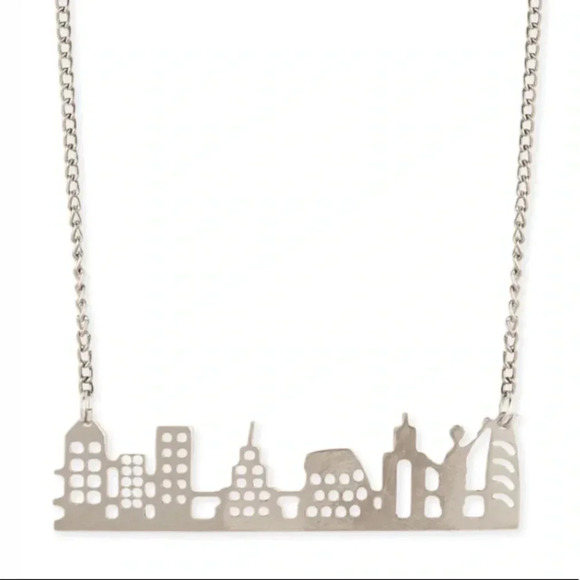 ZAD Fashion Silver Tone Metal Cutout New York Skyline Necklace - Picture 1 of 4
